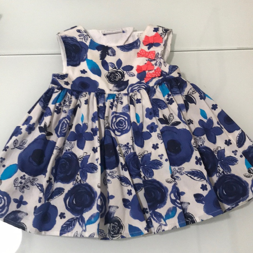 Baby girl dress with leggings